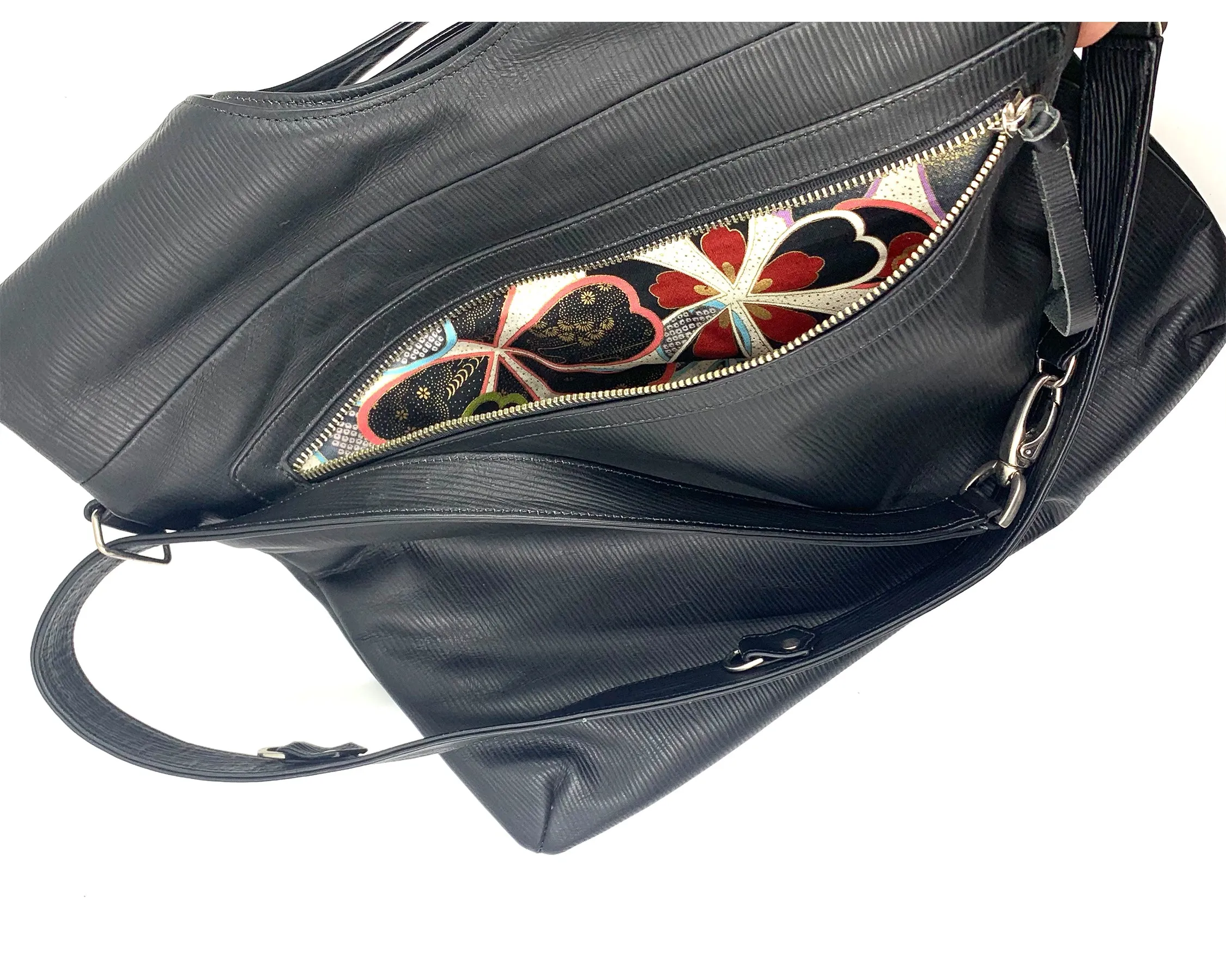 Audrey Large Messenger/Laptop Bag in Black