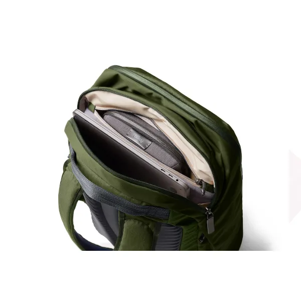 Bellroy Transit Backpack (ranger green)