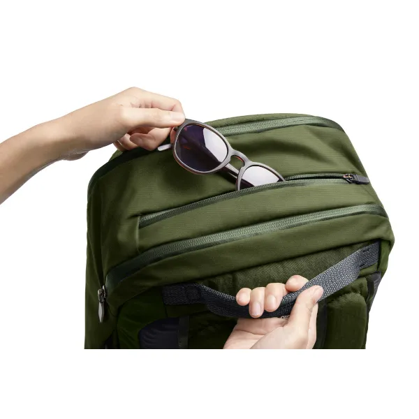 Bellroy Transit Backpack (ranger green)