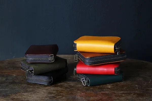 Bi-Fold Leather Compact Wallet, Made in Japan