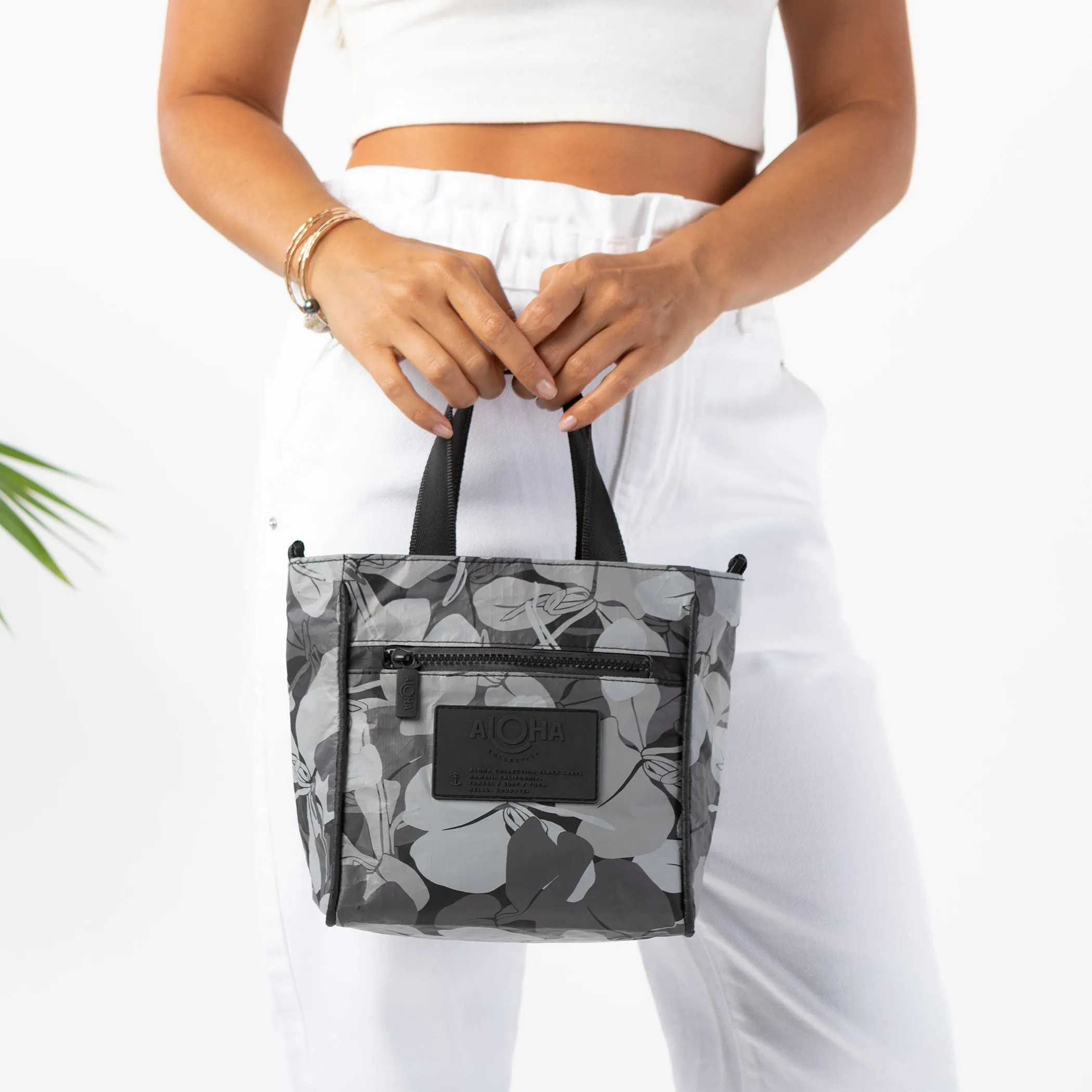 Ginger Camo Crossbody / Night Vision & Black