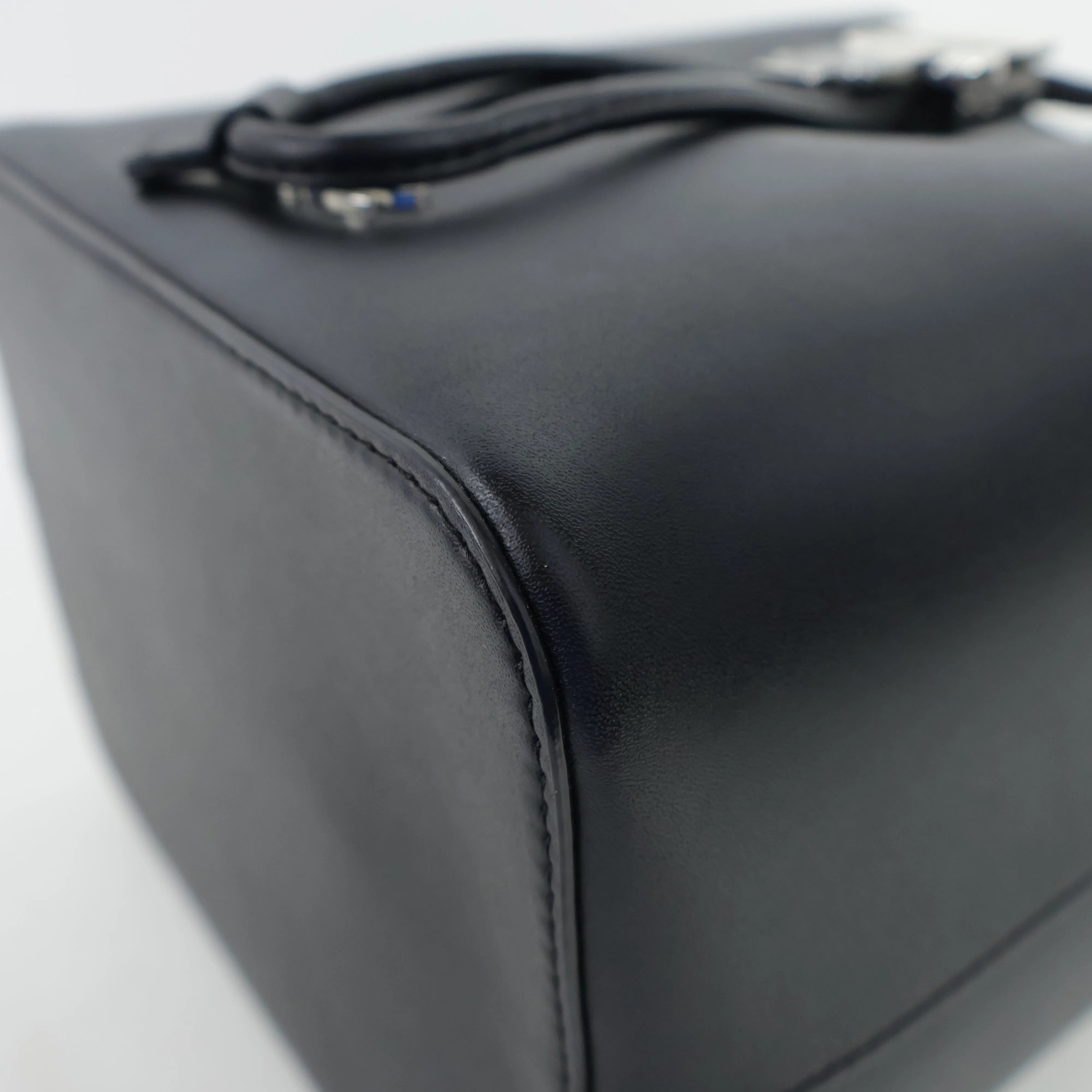 Karl Lagerfeld Bucket Bag Black