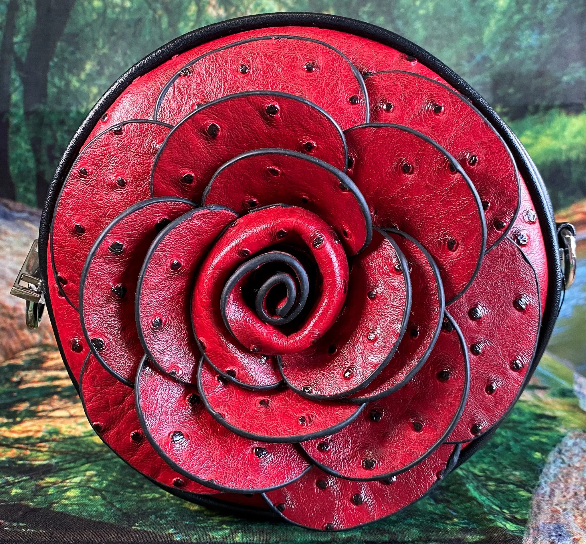 Round Flower Shoulder Bag
