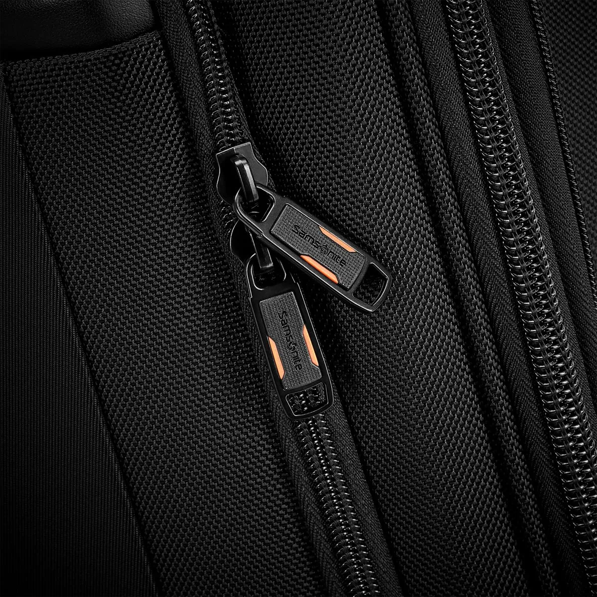 Samsonite Pro Carry On Expandable Spinner